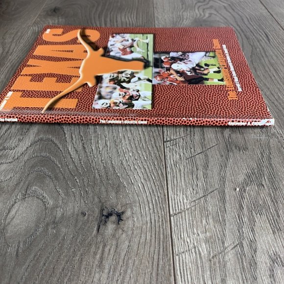 2000 Texas Longhorns v Louisiana-Lafayette Football Program September 9th - Picture 8 of 8